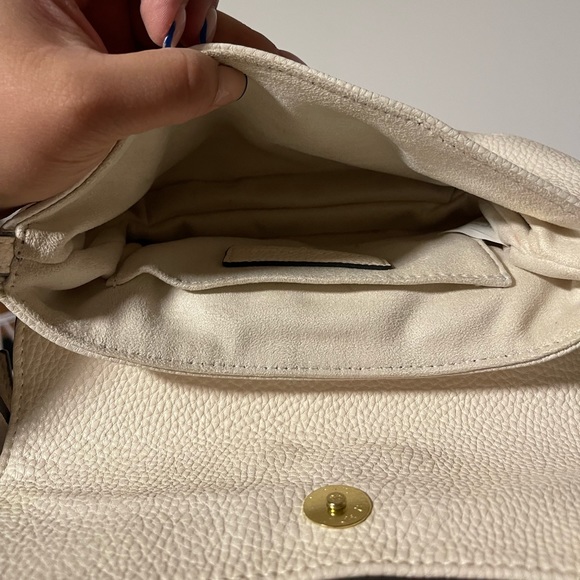 Steven Madden Shoulder Bag - Picture 3 of 4